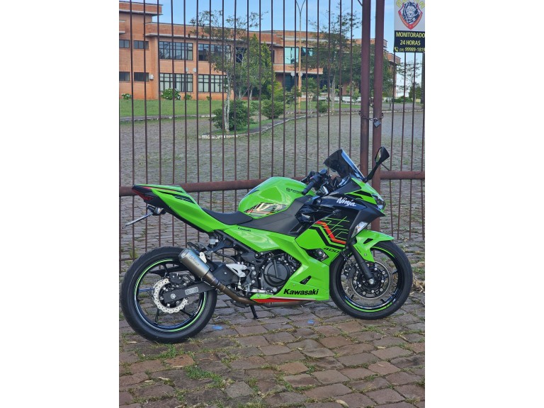 KAWASAKI - NINJA 400 - 2023/2023 - Verde - R$ 35.600,00