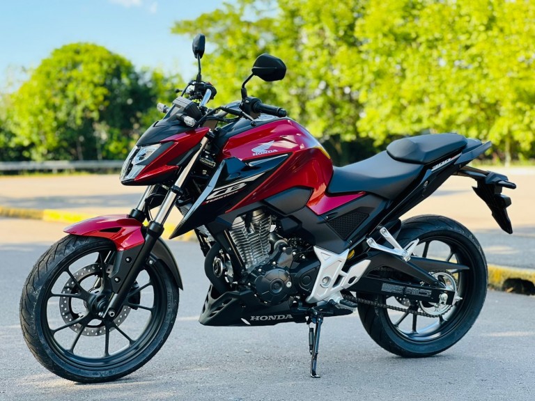 HONDA - CB 300F TWISTER - 2025/2025 - Vermelha - R$ 29.590,00