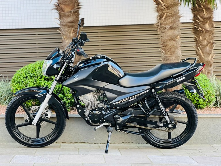 YAMAHA - FACTOR - 2019/2020 - Preta - R$ 14.500,00