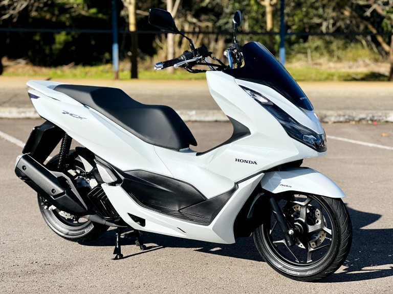 HONDA - PCX - 2023/2023 - Branca - R$ 19.900,00