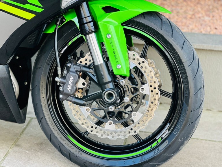 KAWASAKI - NINJA ZX-6R 636 - 2019/2020 - Verde - R$ 59.500,00