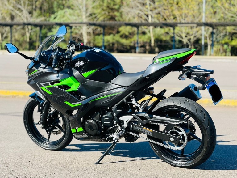 KAWASAKI - NINJA 400 - 2019/2019 - Preta - R$ 29.500,00