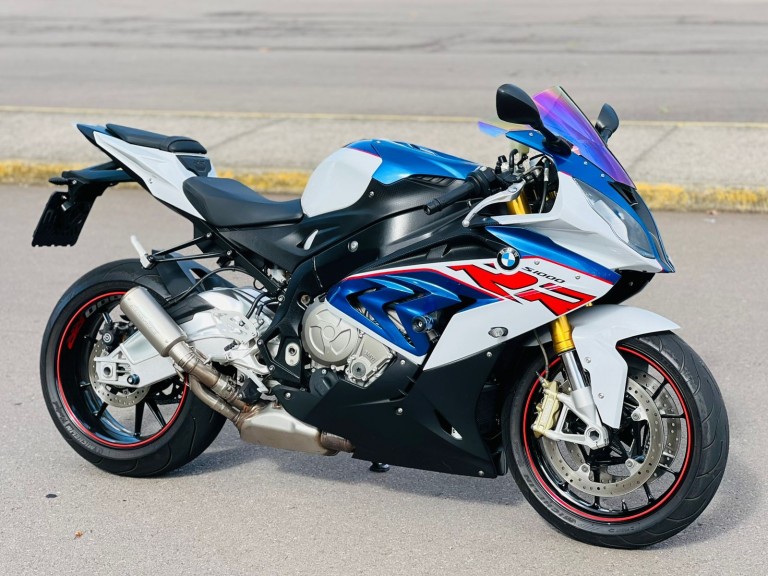 BMW - S 1000 - 2019/2019 - Branca - R$ 90.000,00