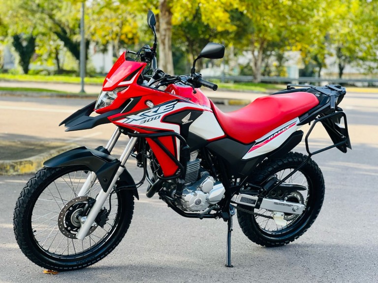 HONDA - XRE 300 - 2021/2021 - Vermelha - R$ 28.600,00