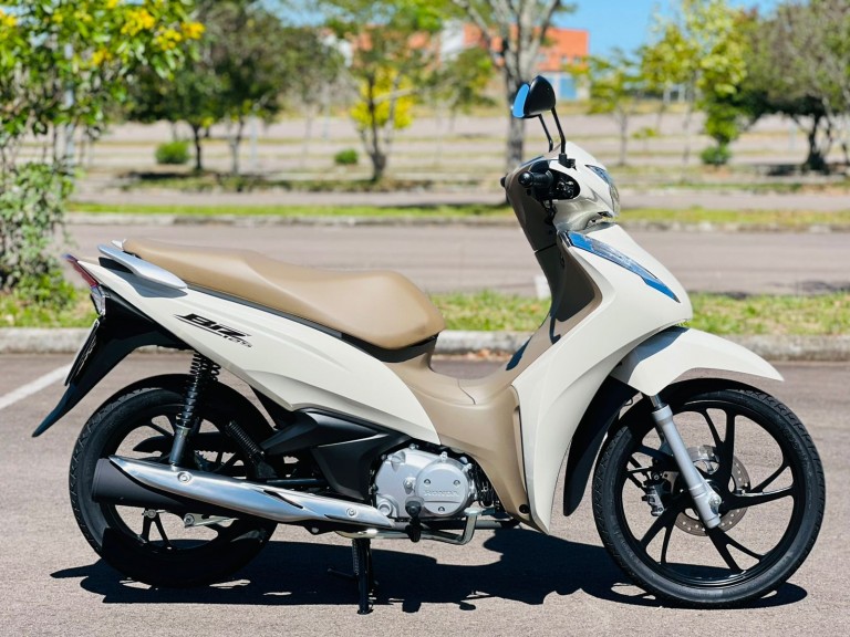 HONDA - BIZ 125 - 2024/2024 - Branca - Sob Consulta