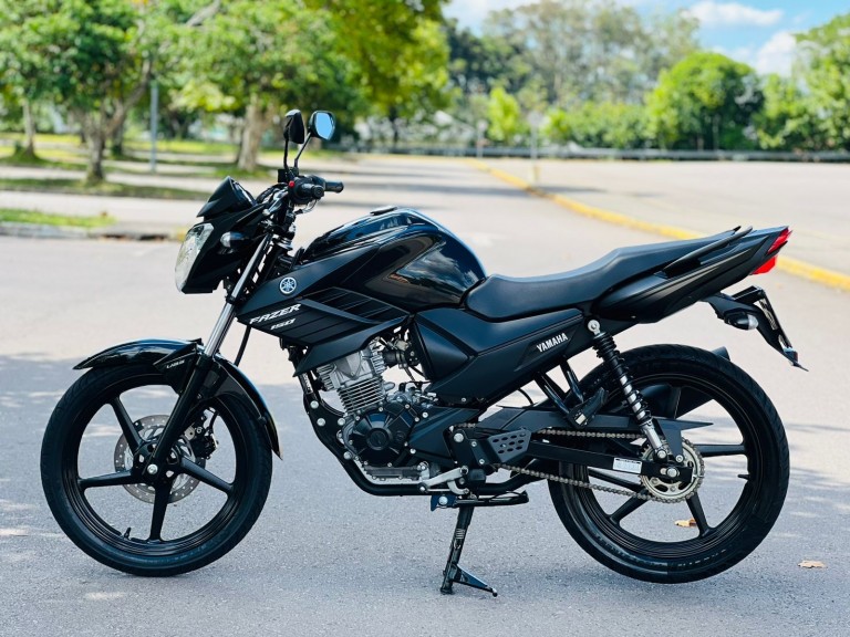 YAMAHA - FAZER - 2022/2022 - Preta - R$ 16.800,00