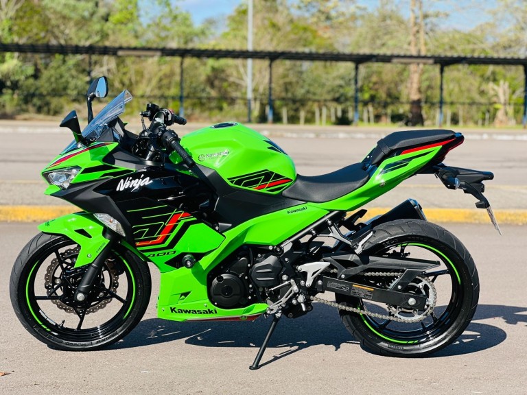 KAWASAKI - NINJA 400 - 2023/2023 - Verde - R$ 34.900,00