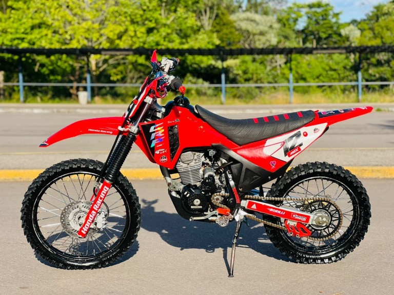 HONDA - CRF 230F - 2013/2013 - Vermelha - Sob Consulta