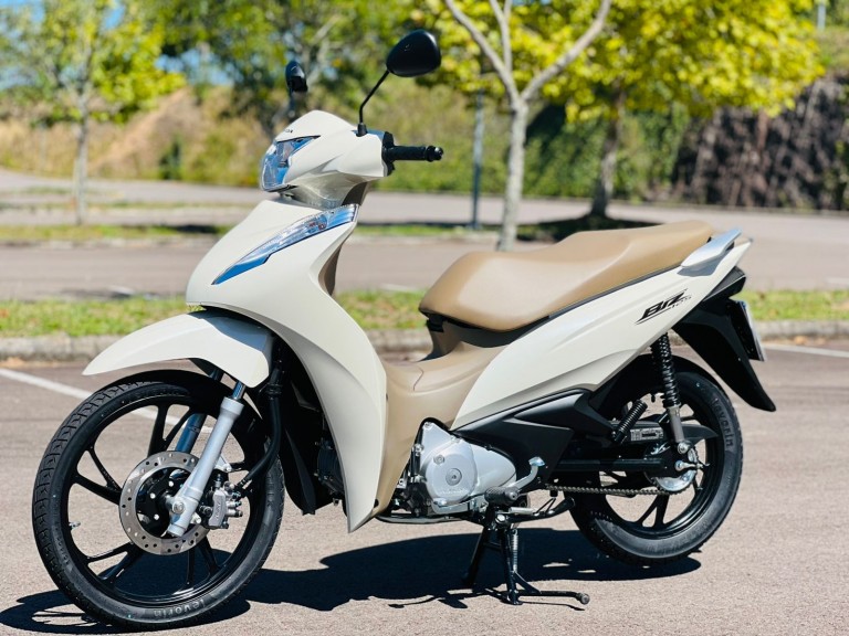 HONDA - BIZ 125 - 2024/2024 - Branca - Sob Consulta