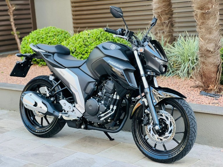 YAMAHA - FAZER - 2022/2022 - Preta - R$ 22.900,00