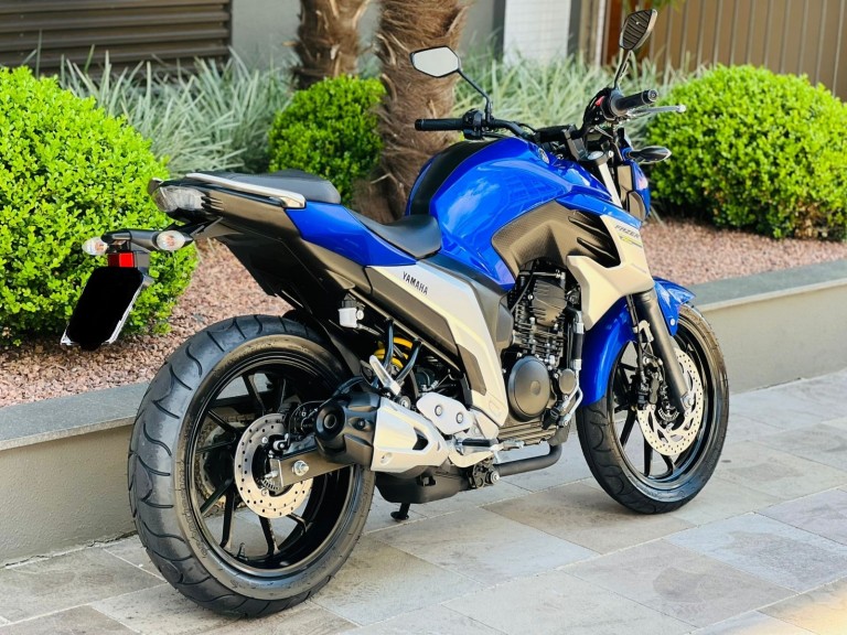 YAMAHA - FAZER - 2021/2021 - Azul - R$ 20.800,00