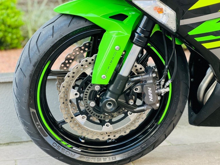 KAWASAKI - NINJA ZX-6R 636 - 2019/2020 - Verde - R$ 59.500,00