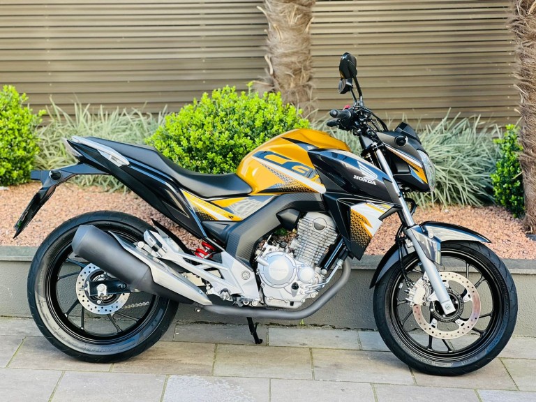 HONDA - CB 250F TWISTER - 2020/2020 - Amarela - R$ 21.000,00