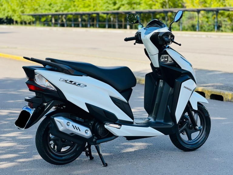 HONDA - ELITE - 2024/2025 - Branca - R$ 15.600,00