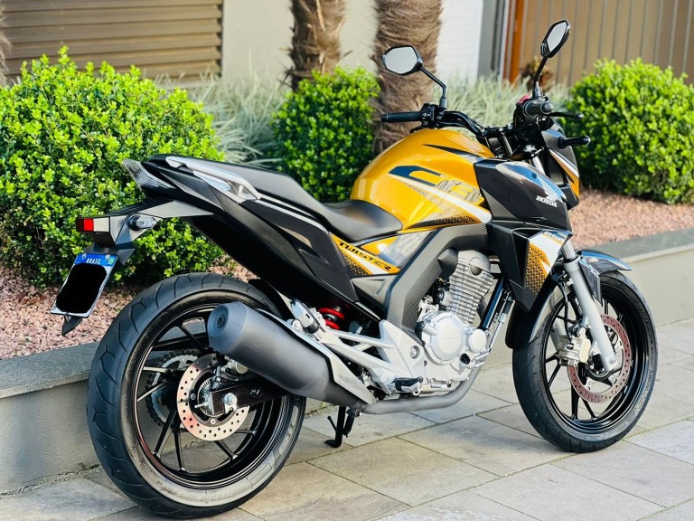 HONDA - CB 250F TWISTER - 2020/2020 - Amarela - R$ 21.000,00