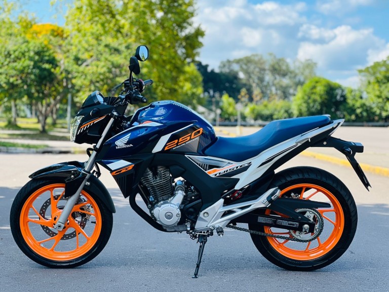 HONDA - CB 250F TWISTER - 2020/2020 - Azul - R$ 21.000,00