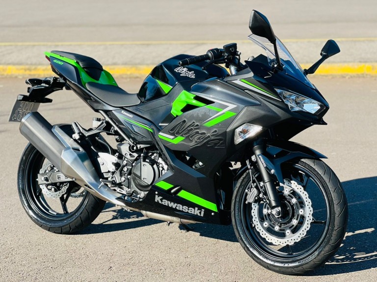 KAWASAKI - NINJA 400 - 2019/2019 - Preta - R$ 29.500,00