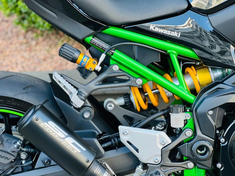 KAWASAKI - Z900 - 2022/2022 - Preta - R$ 59.500,00