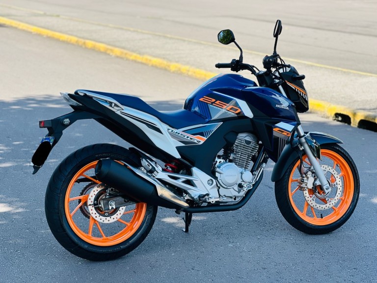 HONDA - CB 250F TWISTER - 2020/2020 - Azul - R$ 21.000,00